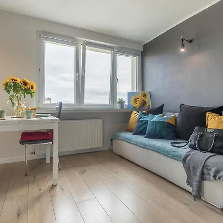 Apartment Legnicka Close To The Center Of By Rent Like Wroclaw